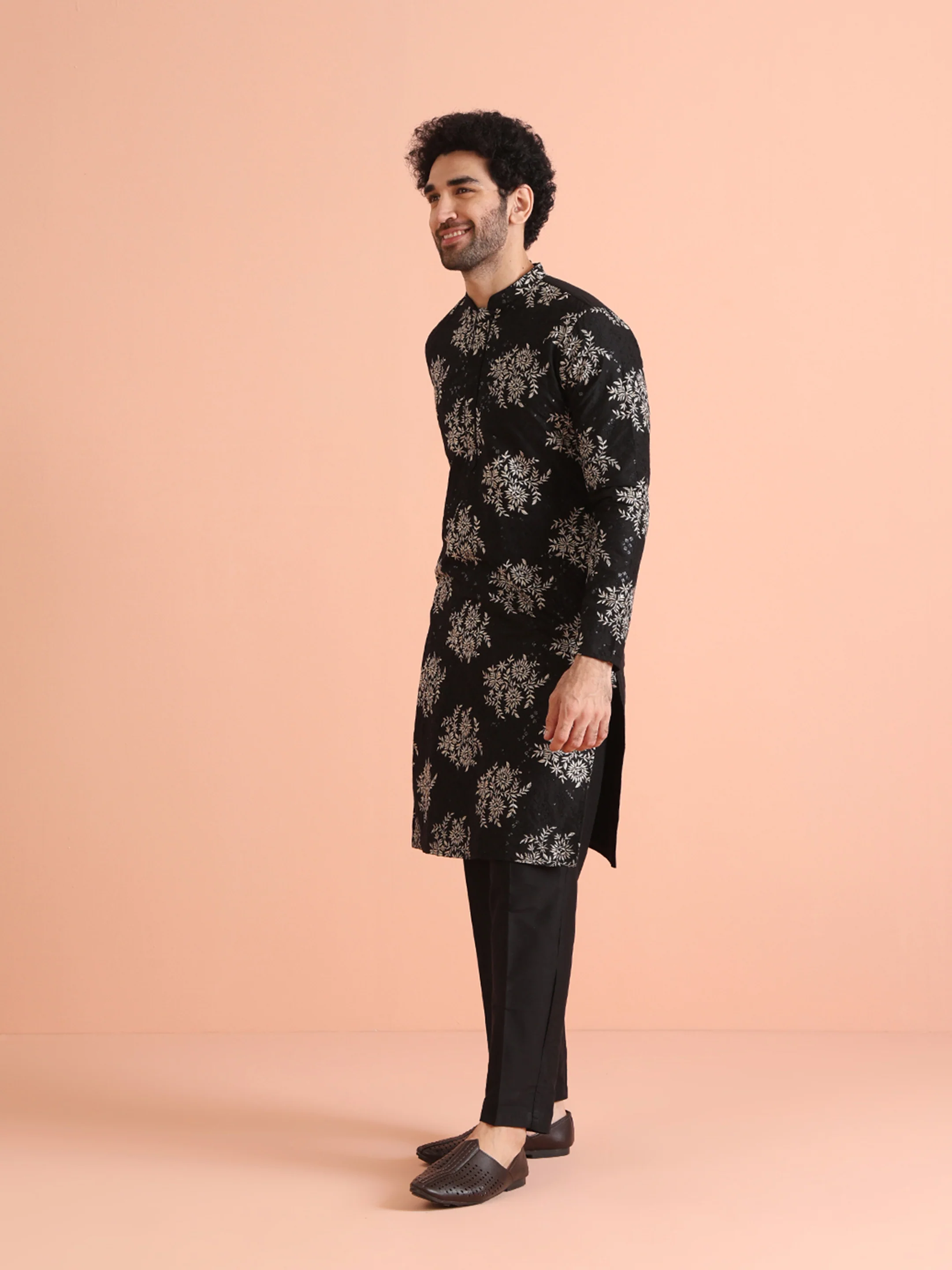 Men Black Heavy Thread Work Kurta Trouser Set - Image 4